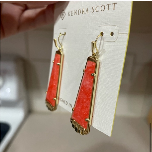 Kendra Scott Serena Drop Earrings - Picture 2 of 3